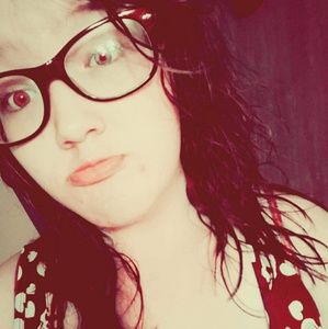 Meet your Posher, Kaytlin